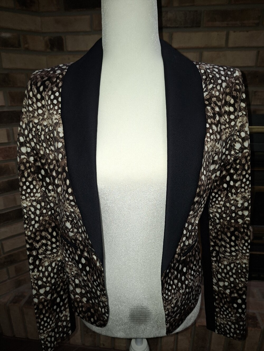 BCBGMaxAzria Brown and Black Patterned Blazer